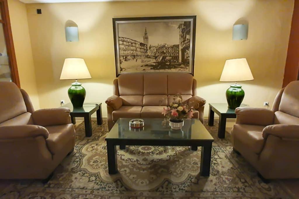 Apartamento Suite Next To Catedral Séville Extérieur photo
