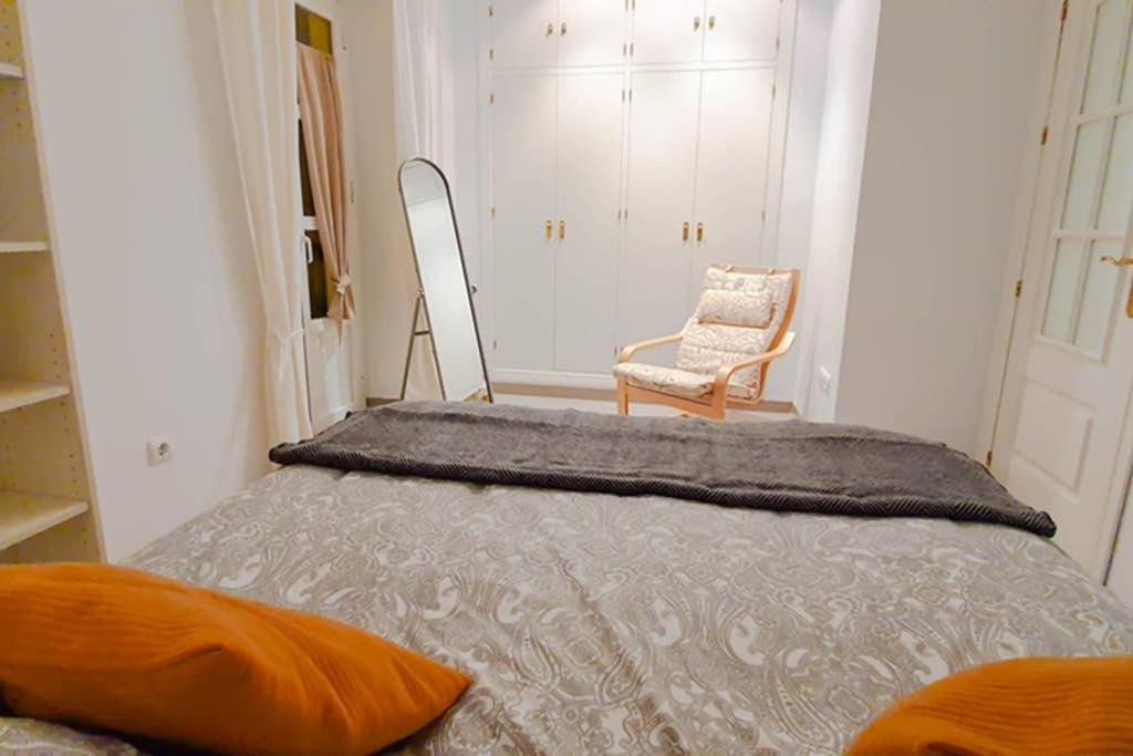 Apartamento Suite Next To Catedral Séville Extérieur photo