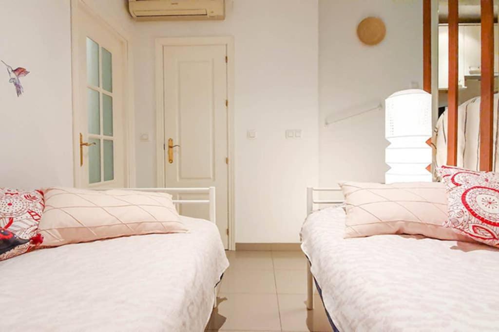 Apartamento Suite Next To Catedral Séville Extérieur photo